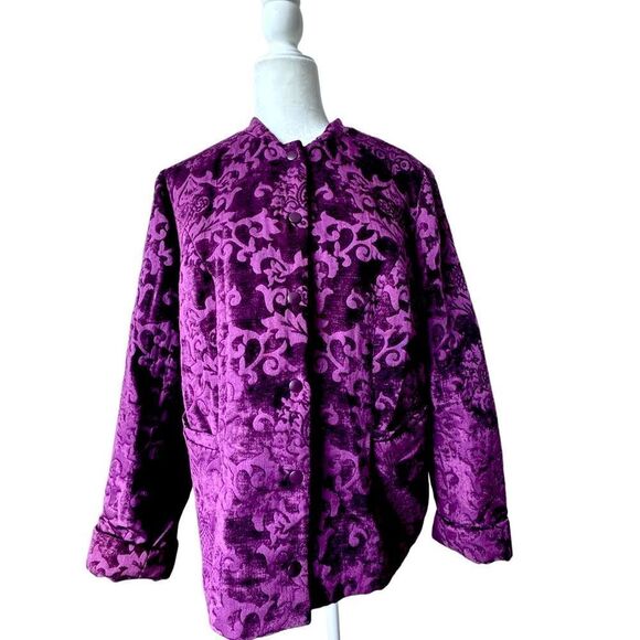 Isaac Mizrahi Live Velvet Scroll Jacquard Snap Front Jacket QVC - Picture 15 of 15